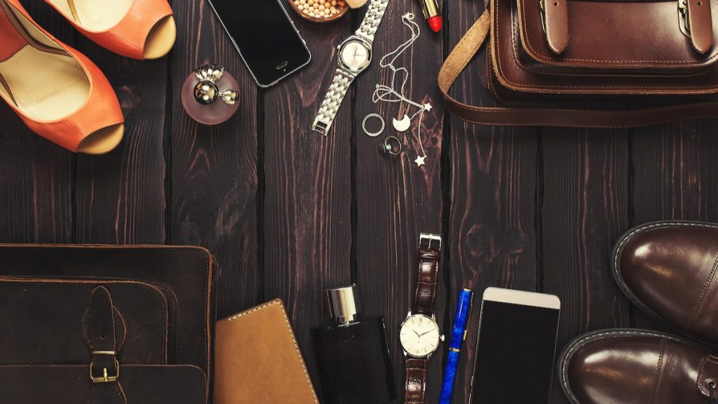 How to Accessorize: 4 Tips for Choosing Stylish Accessories - 2023 -  MasterClass