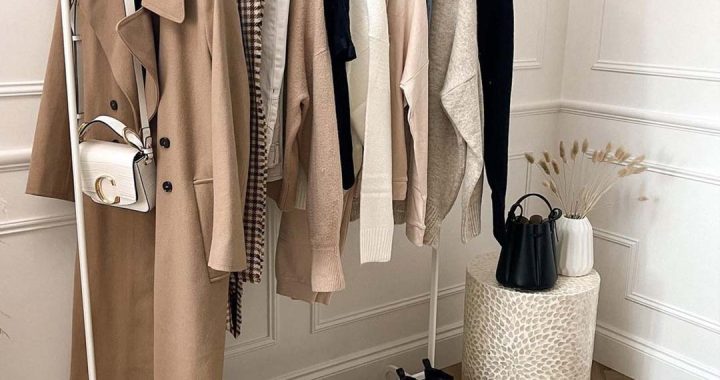 How to Create a Capsule Wardrobe | The Everygirl